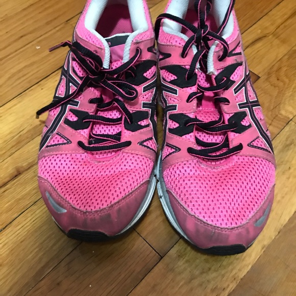 Running shoes - Picture 2 of 3